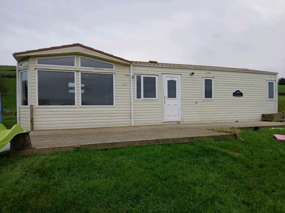 Mobile home - Image 1