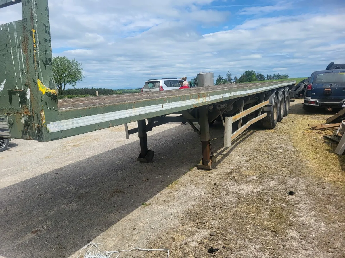 Flat trailer - Image 1