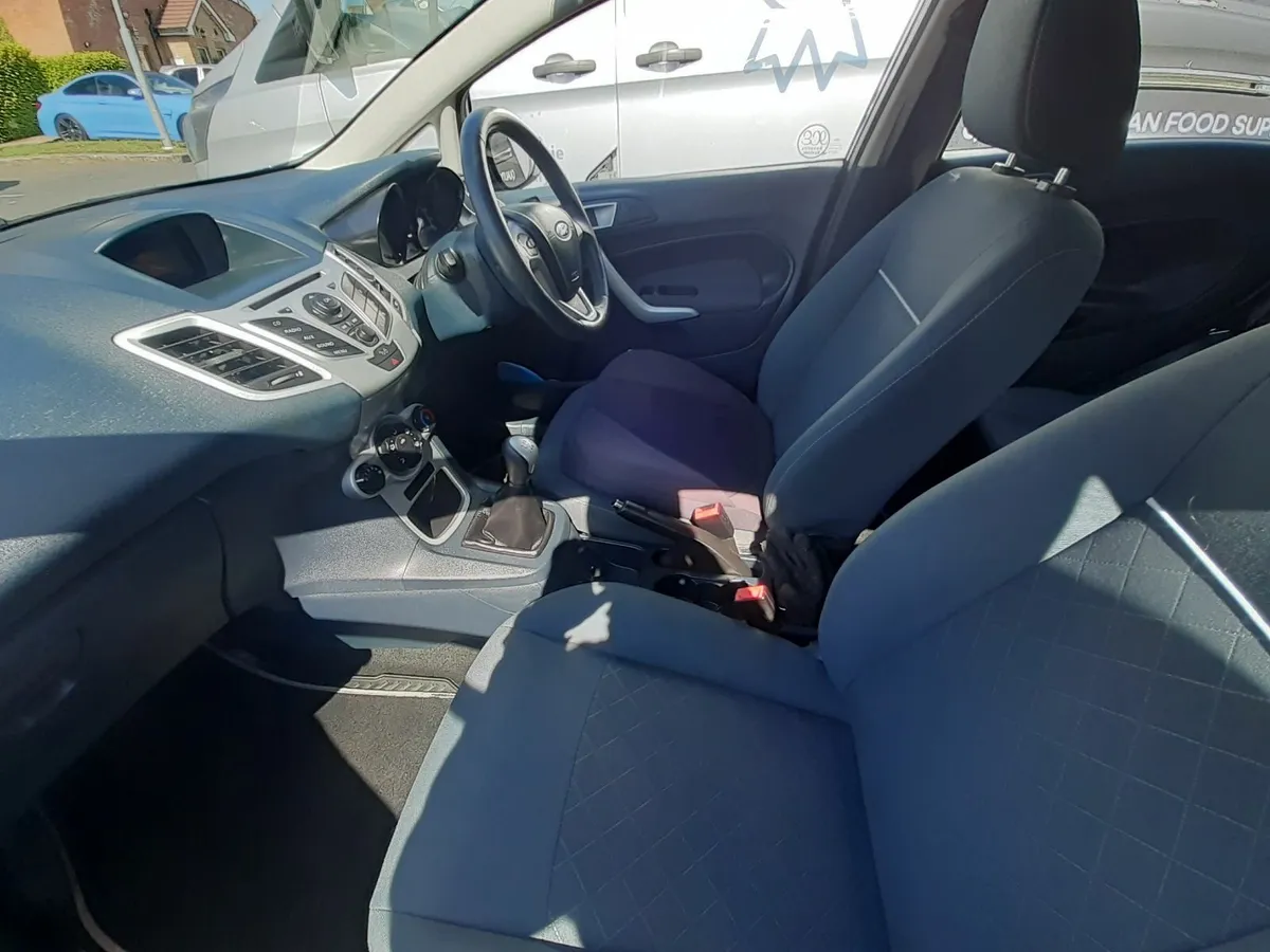 Ford Fiesta 2012 - Image 3