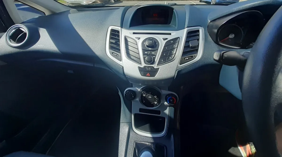 Ford Fiesta 2012 - Image 4