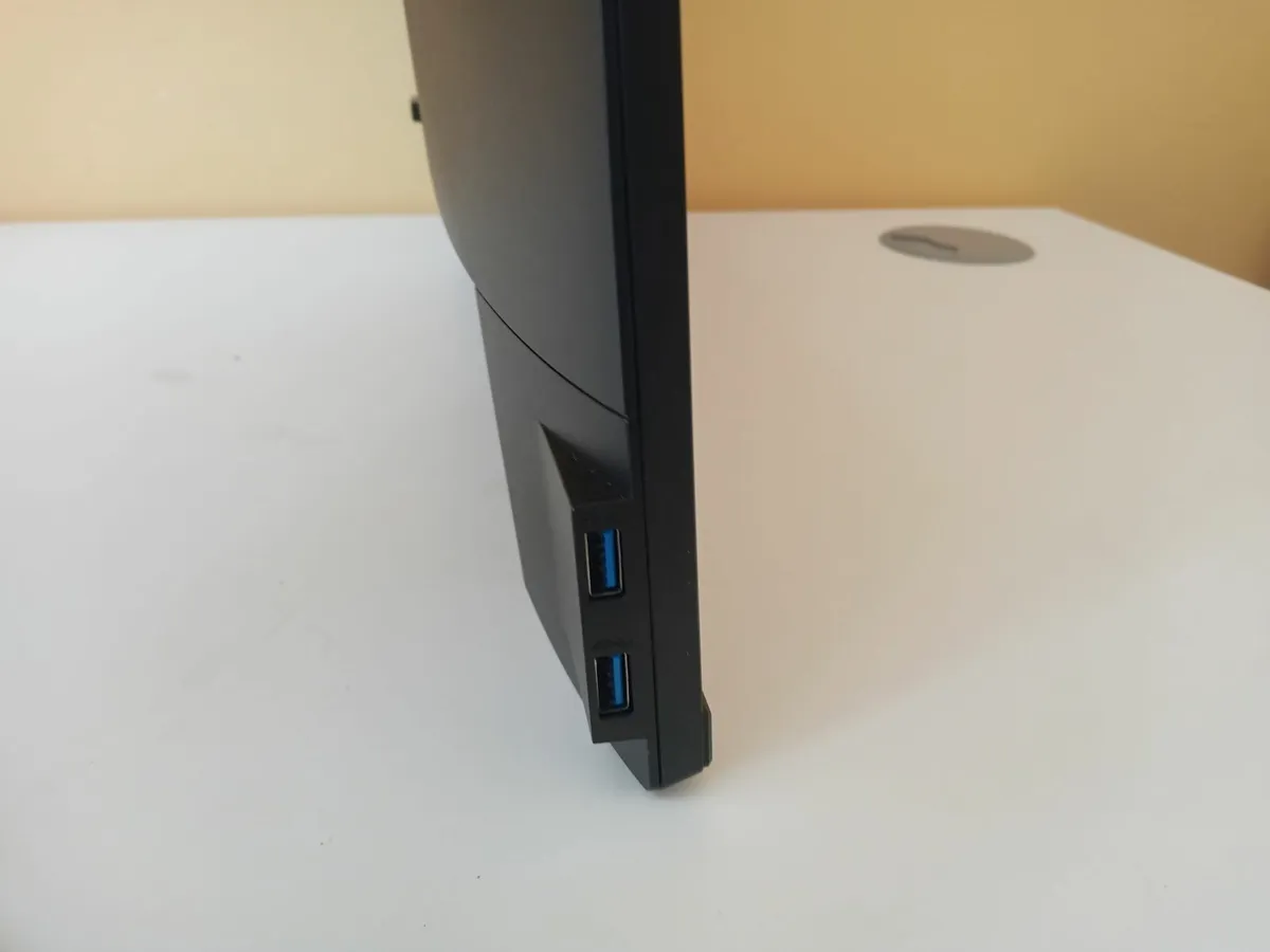 Delivery - Dell P2319H 23 Inch Monitor - Image 2
