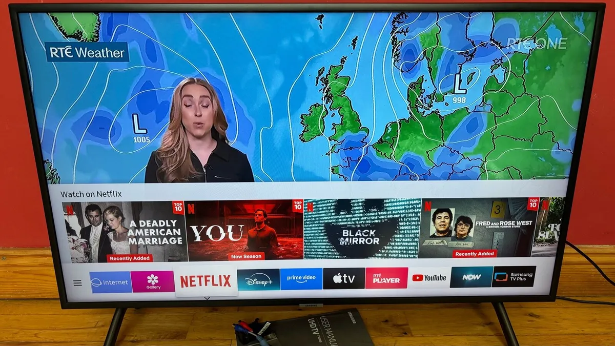 40” Samsung 4K HDR Smart TV - Image 1