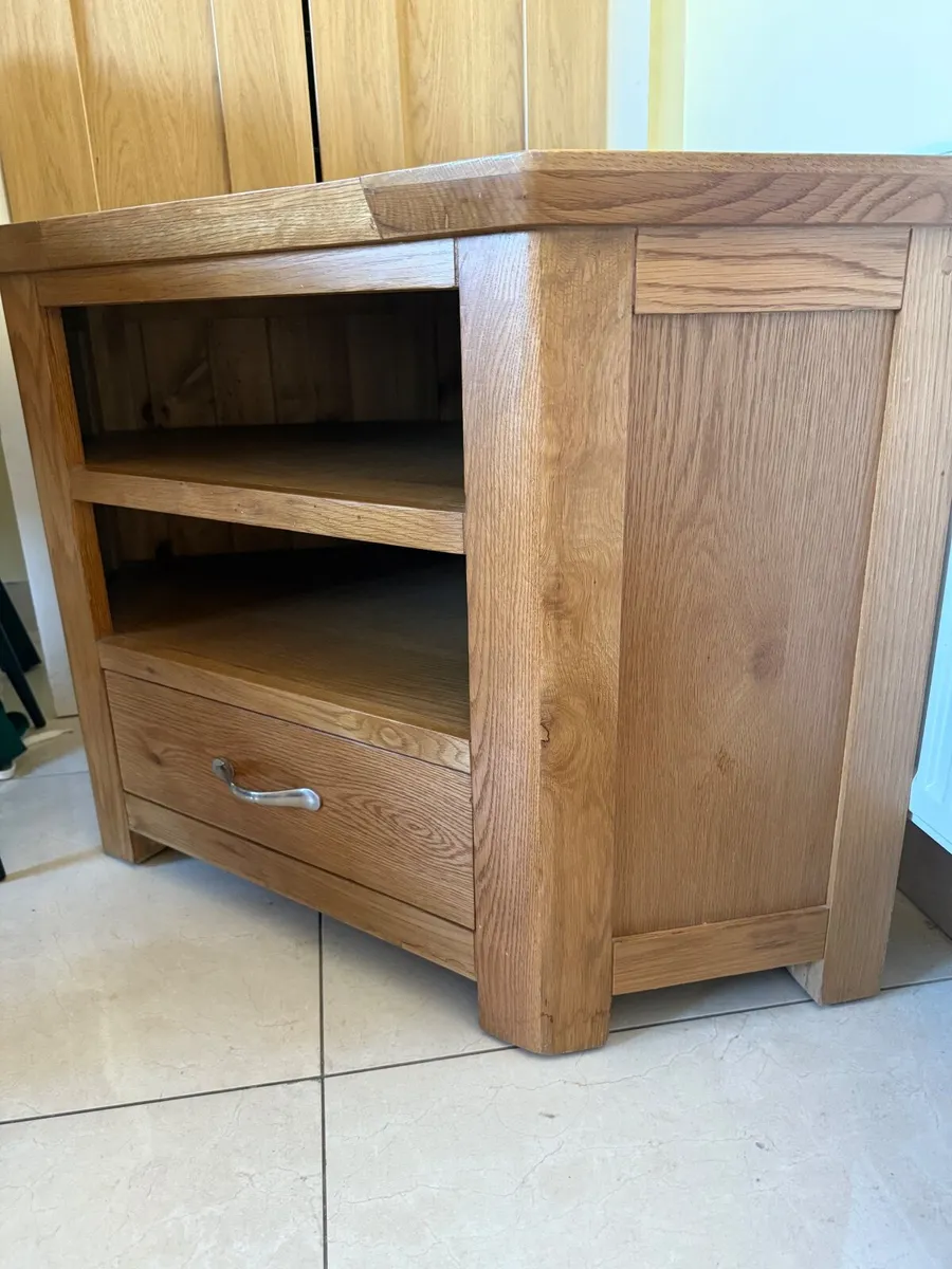 Oak TV unit - Image 2