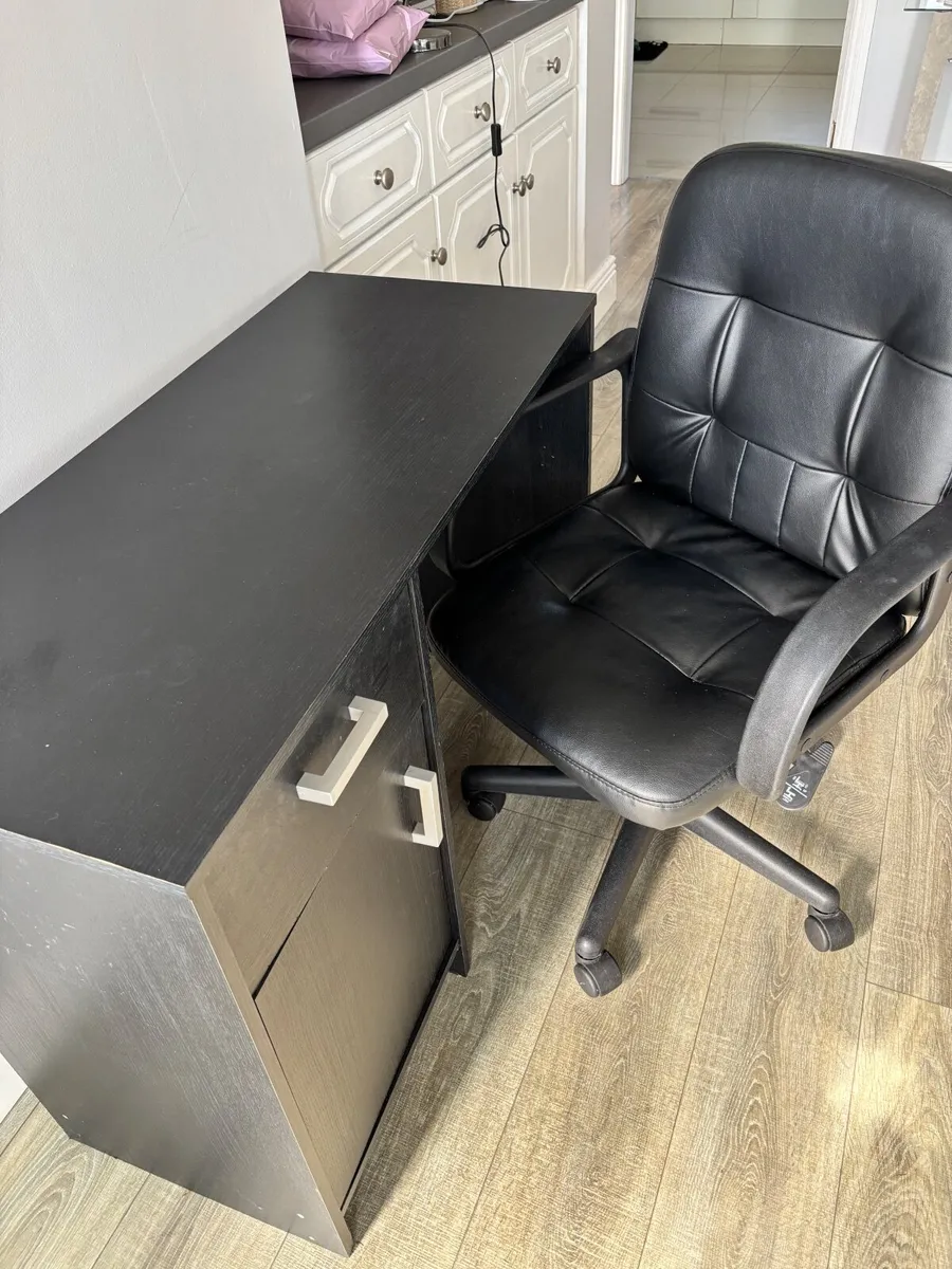 Desk & chair - Image 1