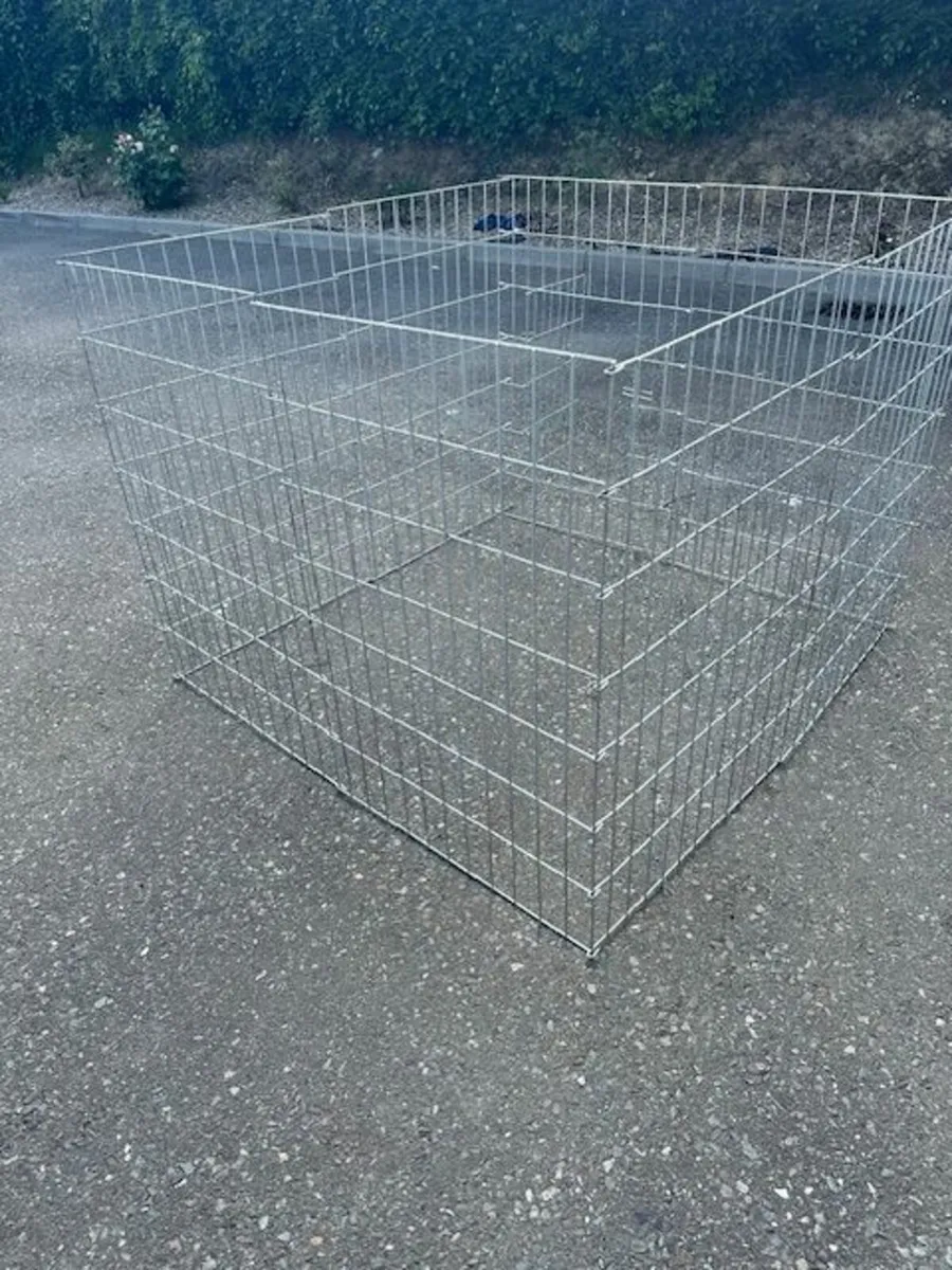 FOLDABLE PET PEN - Image 1