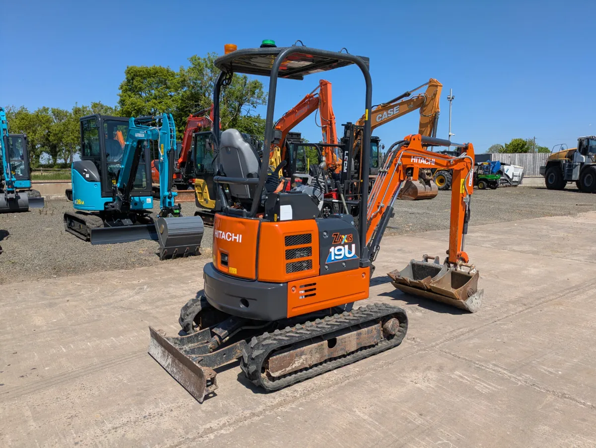 2021 HITACHI ZX19U-6 - Image 3