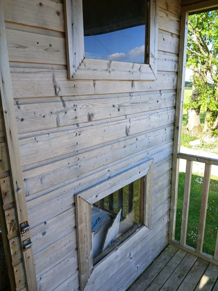 Play House / Tree House - Image 2