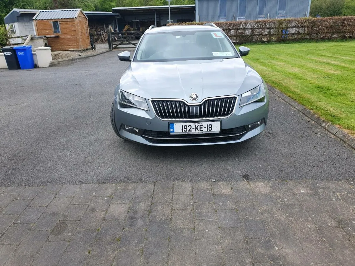 Car - Image 1