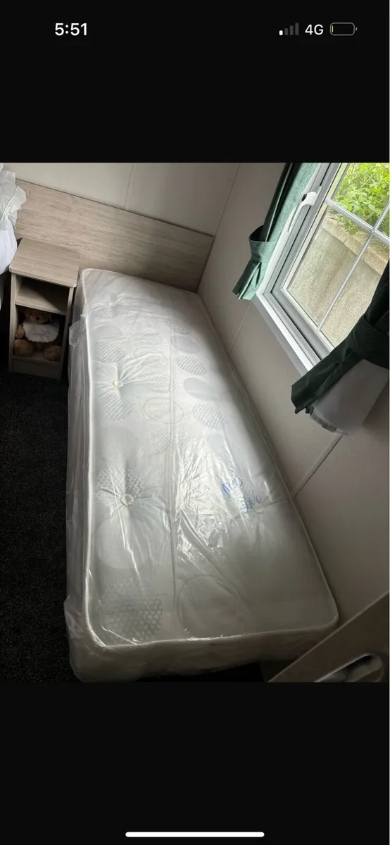 Bed - Image 3