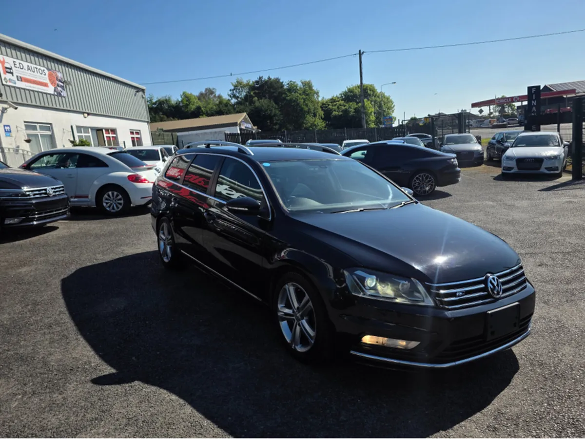 Volkswagen Passat ESTATE 1.4 R-LINE EDITION   ELEC - Image 4