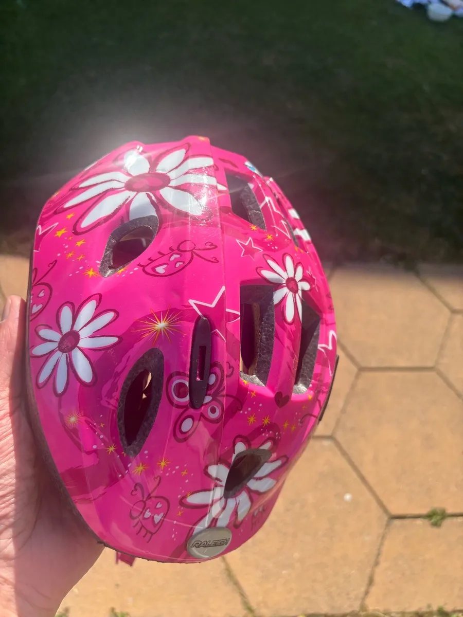 Ridgeback Dimension 20” Kids Bike plus helmet - Image 4