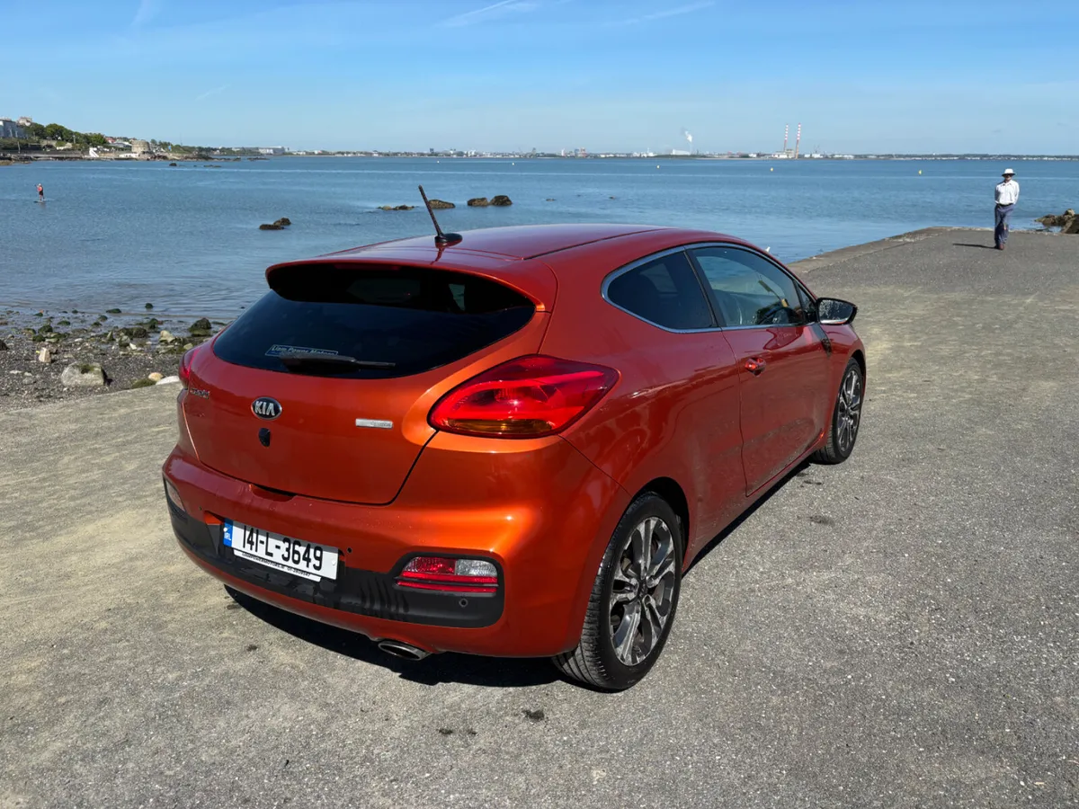 141 Kia Proceed (1.6 Diesel) - Image 4