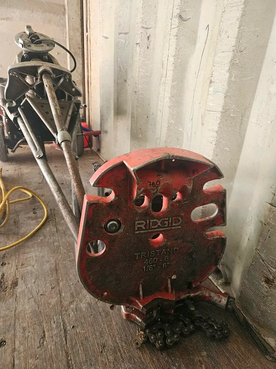 Ridgid 300 threading machine & tripod bench - Image 2