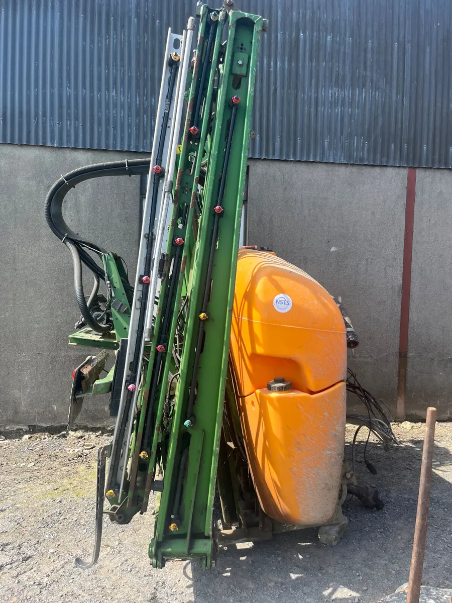 Used Amazone 1000Ltr 15m Hyd Boom Sprayer - Image 3