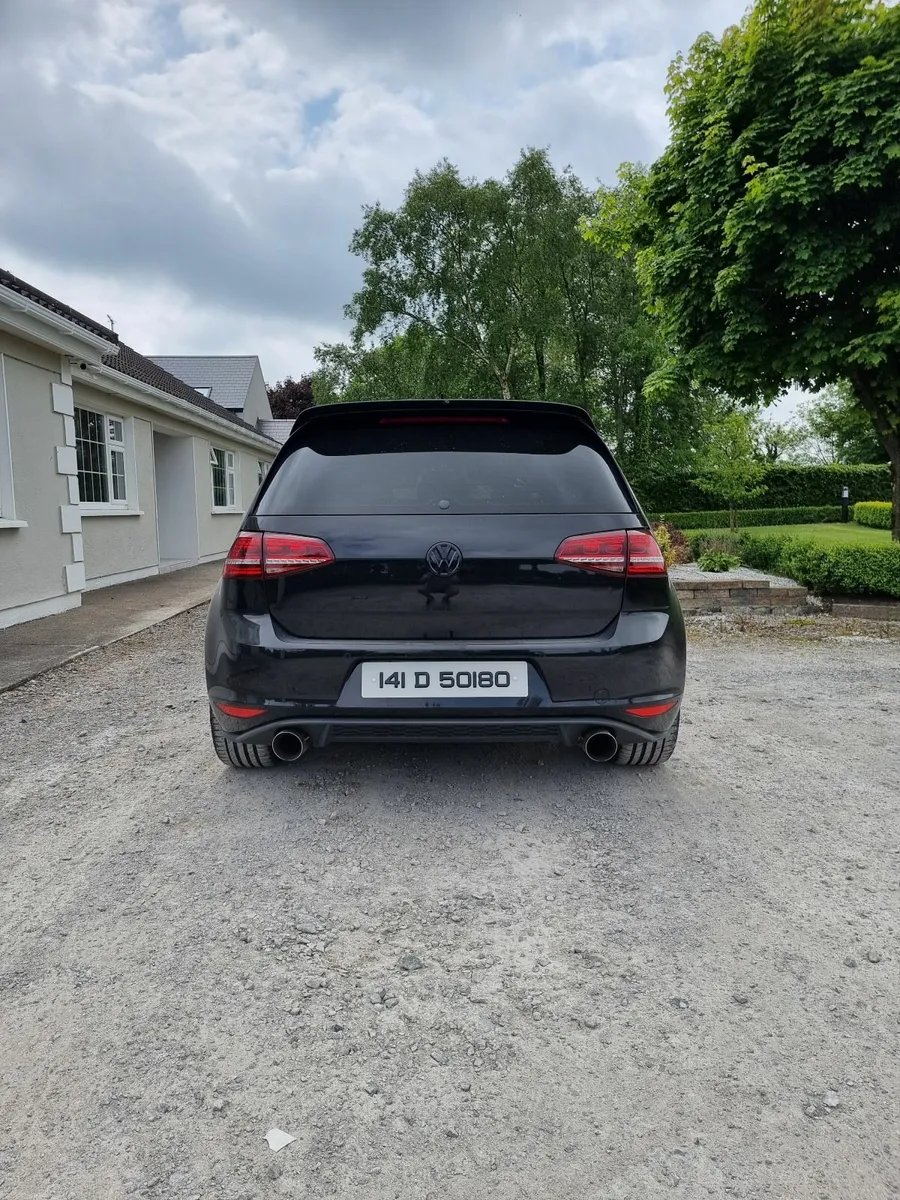 Volkswagen Golf GTI - Image 2
