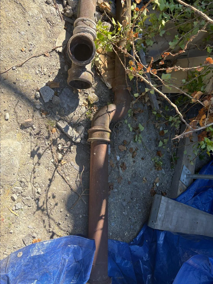 Salvaged antique 4 inch downpipe - Image 1