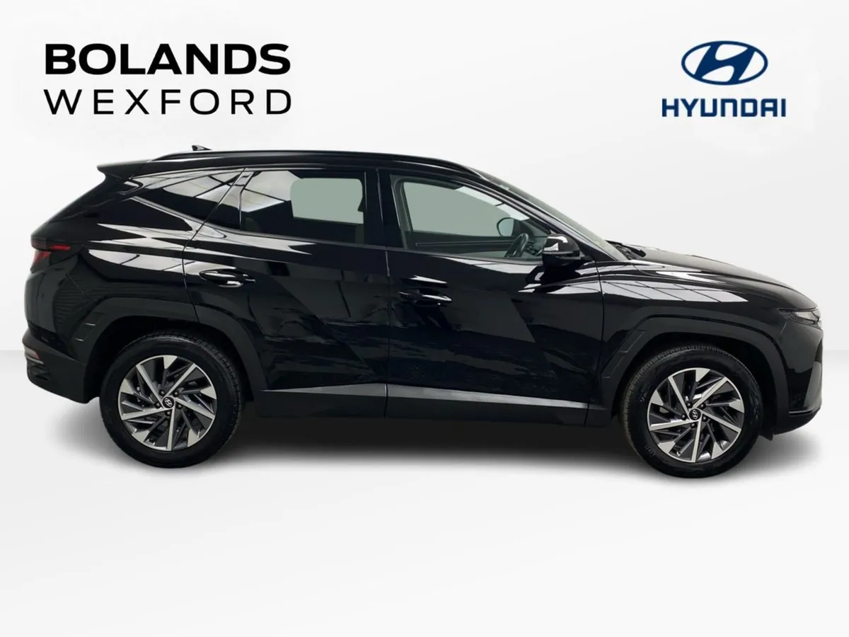 Hyundai Tucson 2WD Executive - Image 4