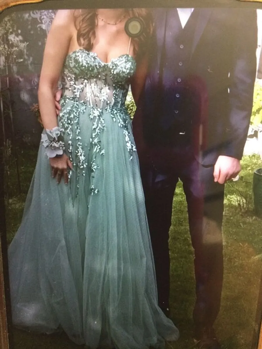 Debs dress from Simply Divine - Image 2