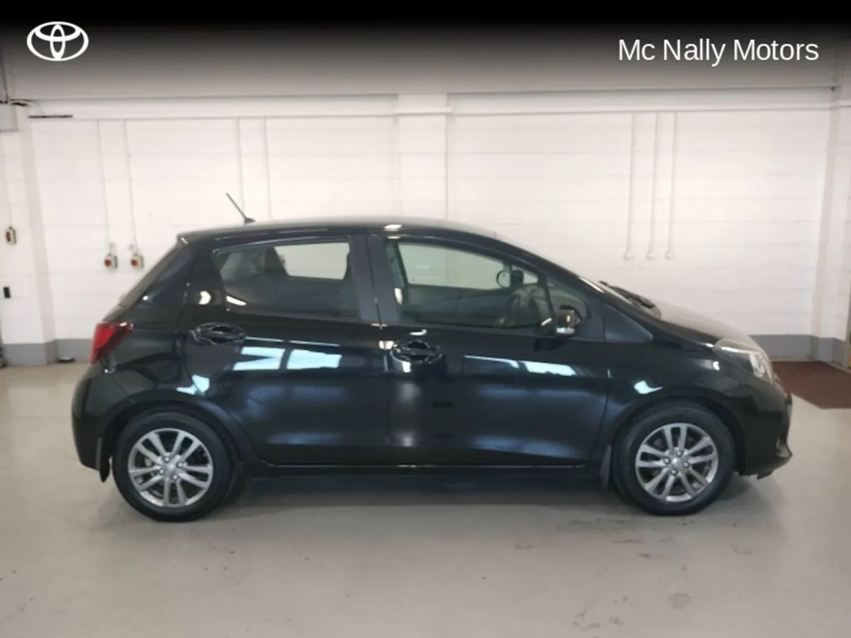 Toyota Yaris 1.0 5DR Luna Reverse Camera Wind Def - Image 3