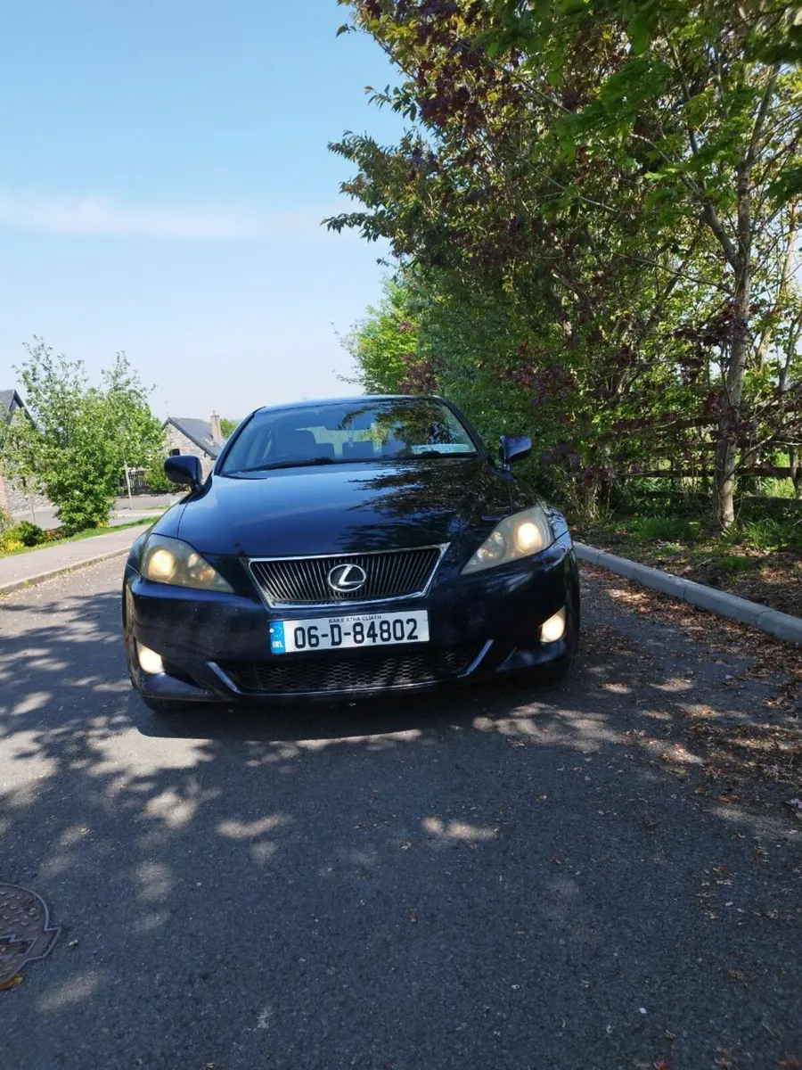 Lexus IS 2006 - Image 1