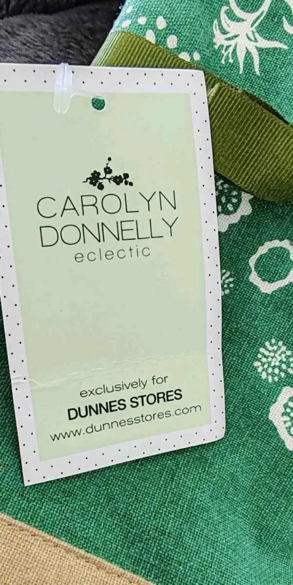 Carolyn Donnelly T Towel - Image 3