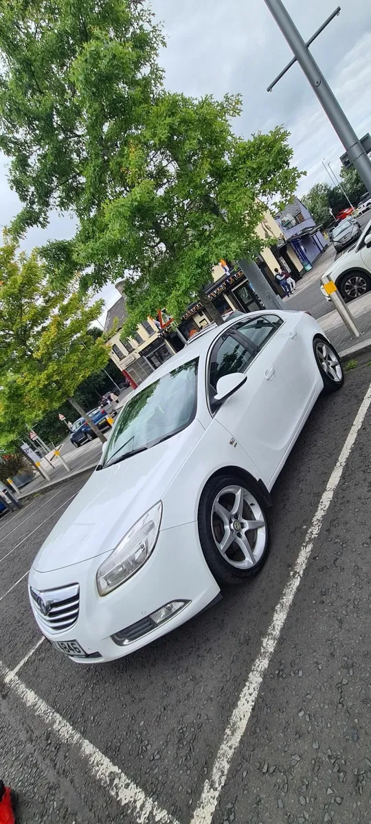 Vauxhall Insignia 2011 - Image 4