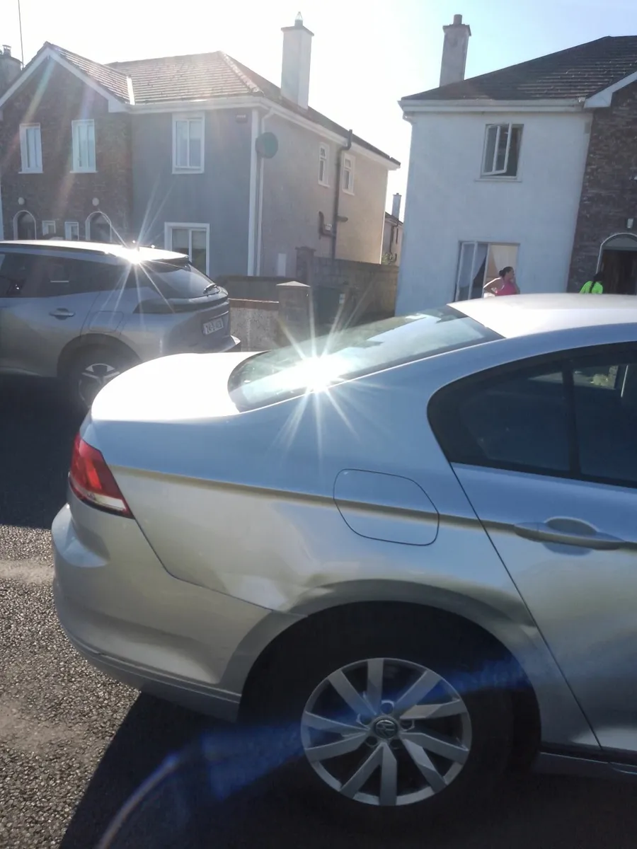 Volkswagen Passat 2018 - Image 4