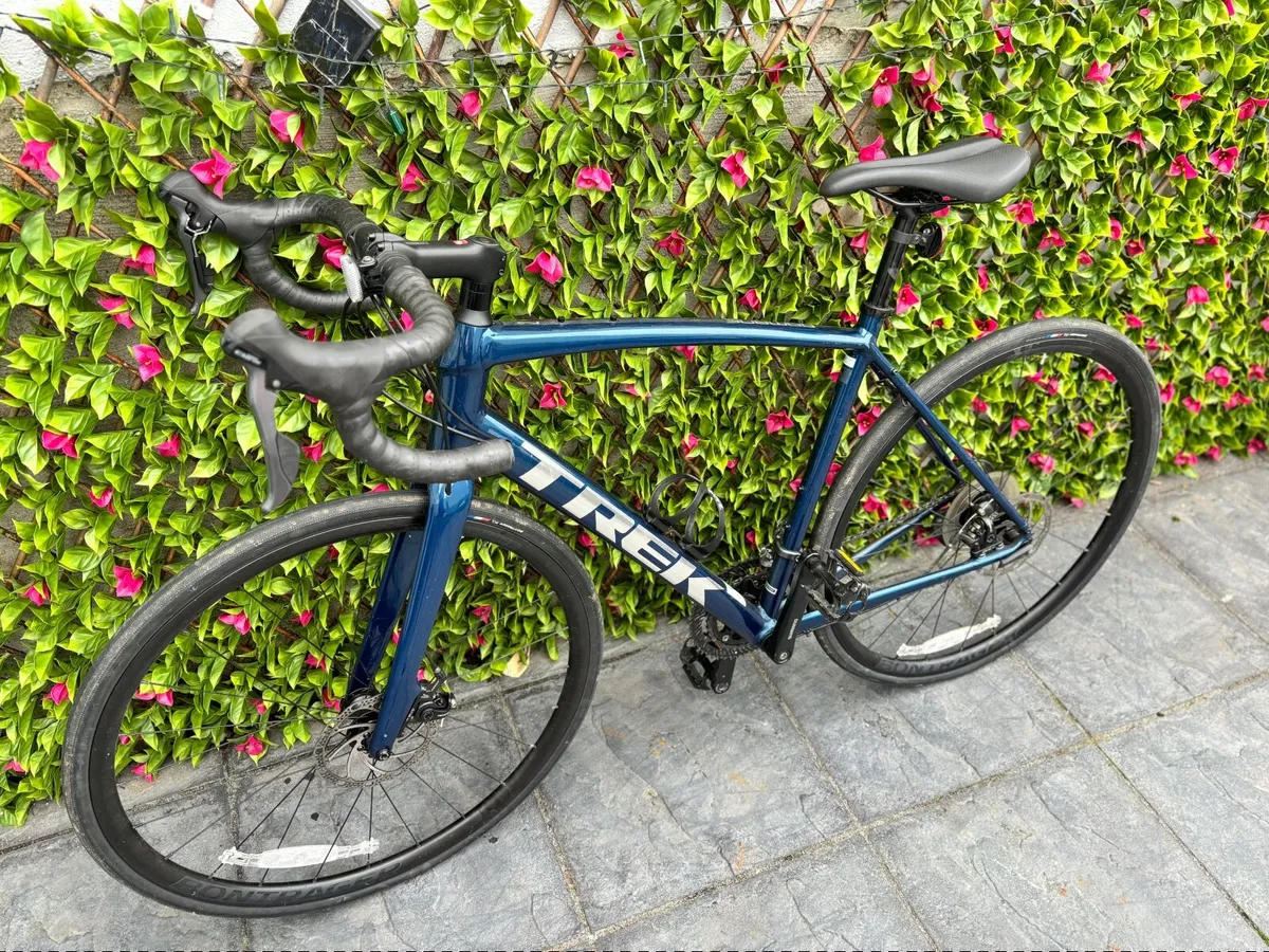 Bicycle - Trek Domane AL 2 Disc (56cm) - Image 1