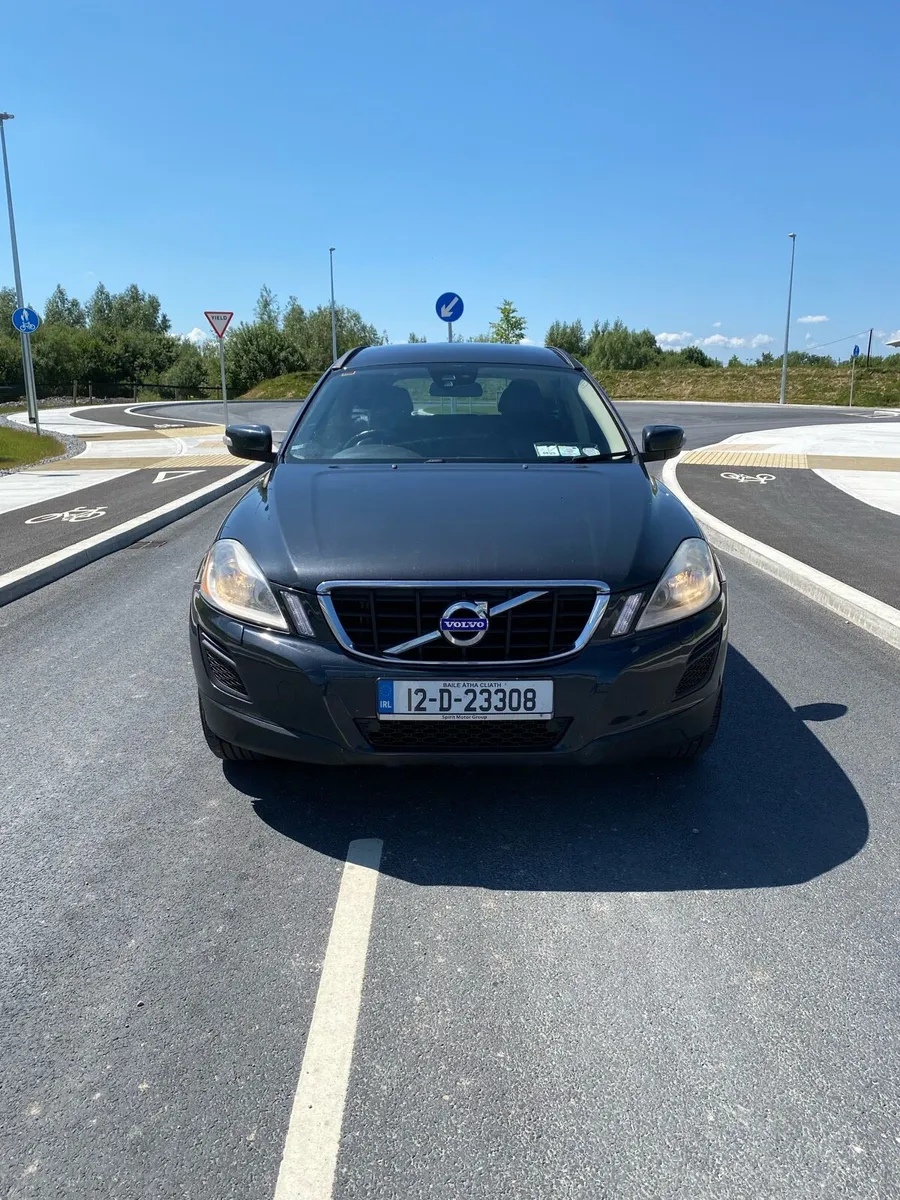2012 Volvo xc60 - Image 1