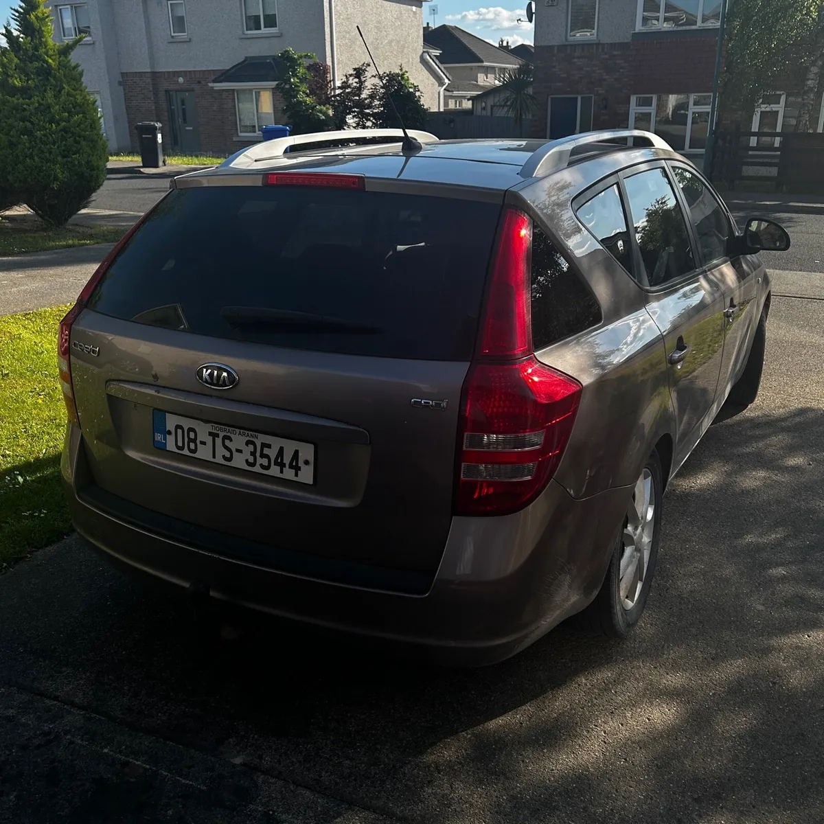 Car - Image 2