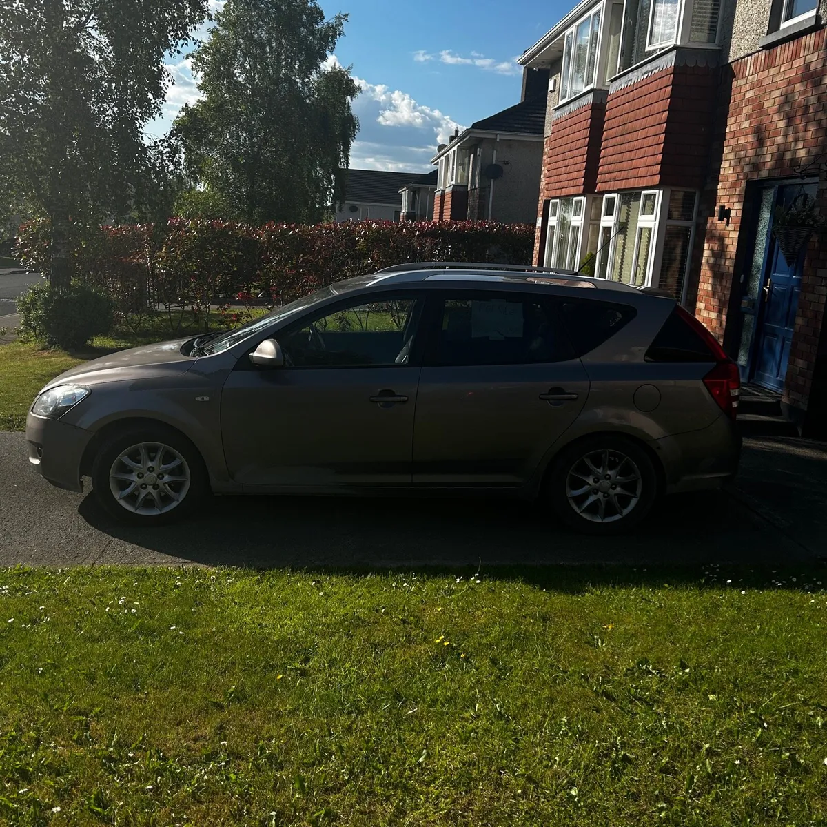 Car - Image 3