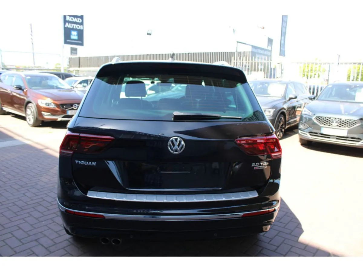 Volkswagen Tiguan 2.0tdi R-line Four Motion 5DR E - Image 2