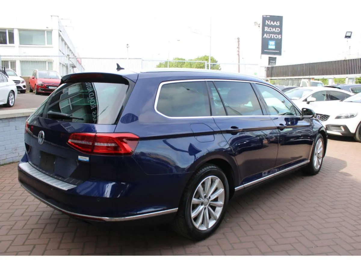 Volkswagen Passat 2.0tdi 150BHP Highline 5DR Esta - Image 4