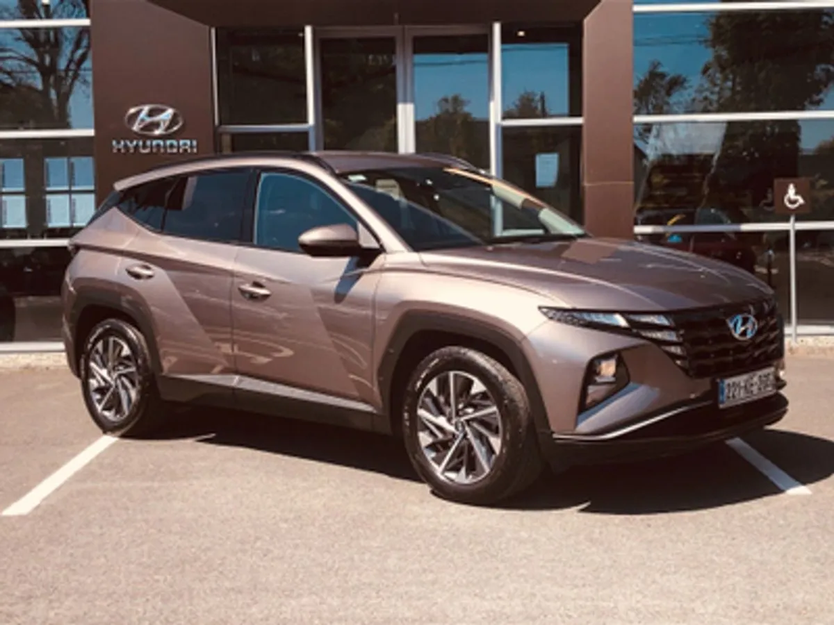 Hyundai Tucson Executive 1.6 Diesel - Image 1