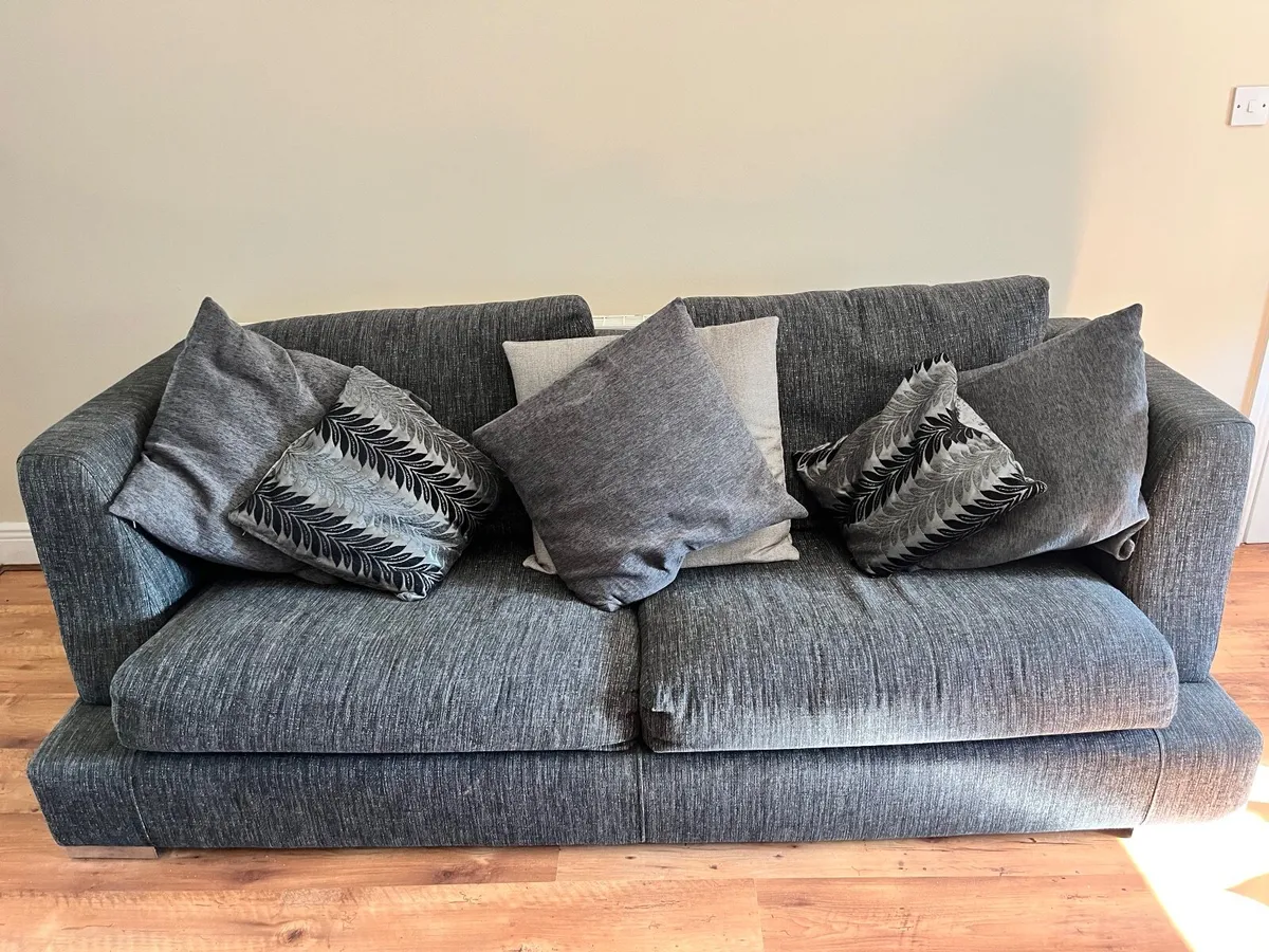 3piece sofa - Image 3