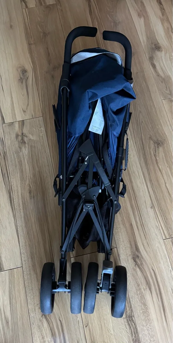 Stroller - Image 2