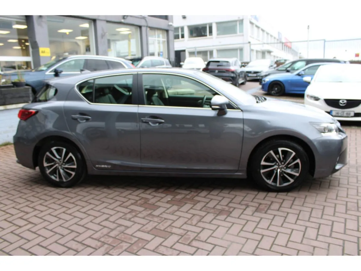 Lexus CT200H Executive My18 4DR Auto - Image 3