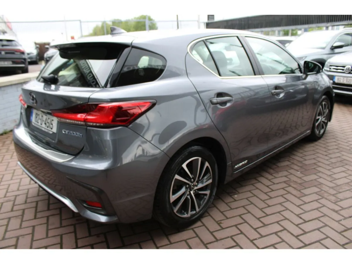 Lexus CT200H Executive My18 4DR Auto - Image 4