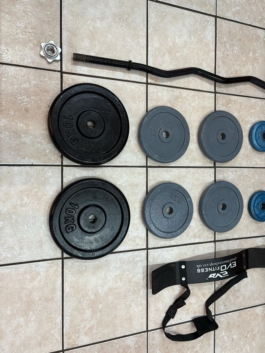 BICEP BLASTER BELT,  OVER 50KG WEIGHTS AND EZ BAR! - Image 2