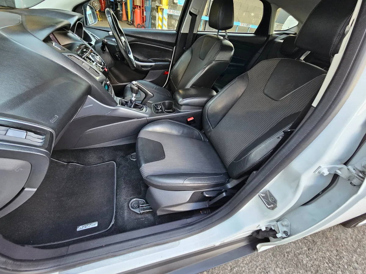 Ford Focus 1.6 Titanium X High Spec - Image 3