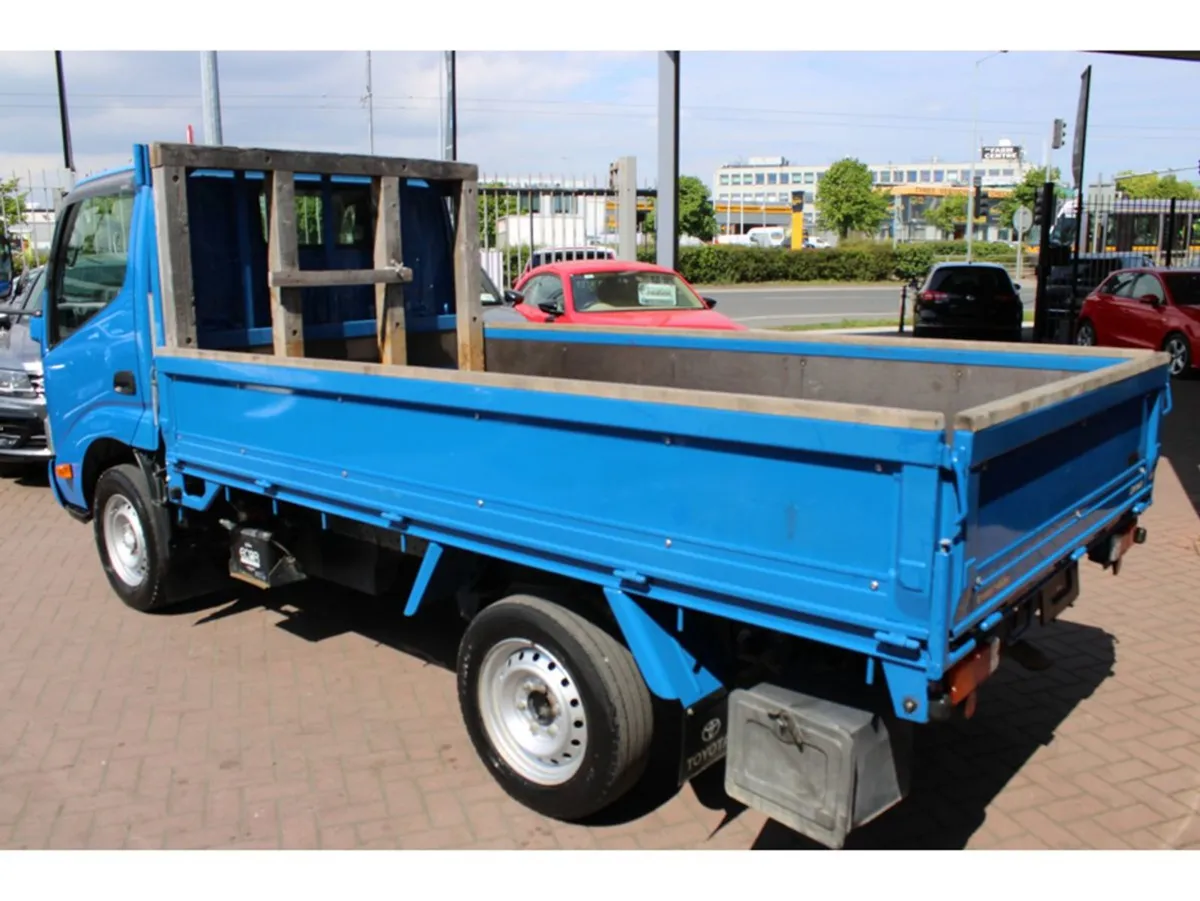 Toyota Dyna 2 0d4d 3 Seater Single Wheel Pick UP - Image 3
