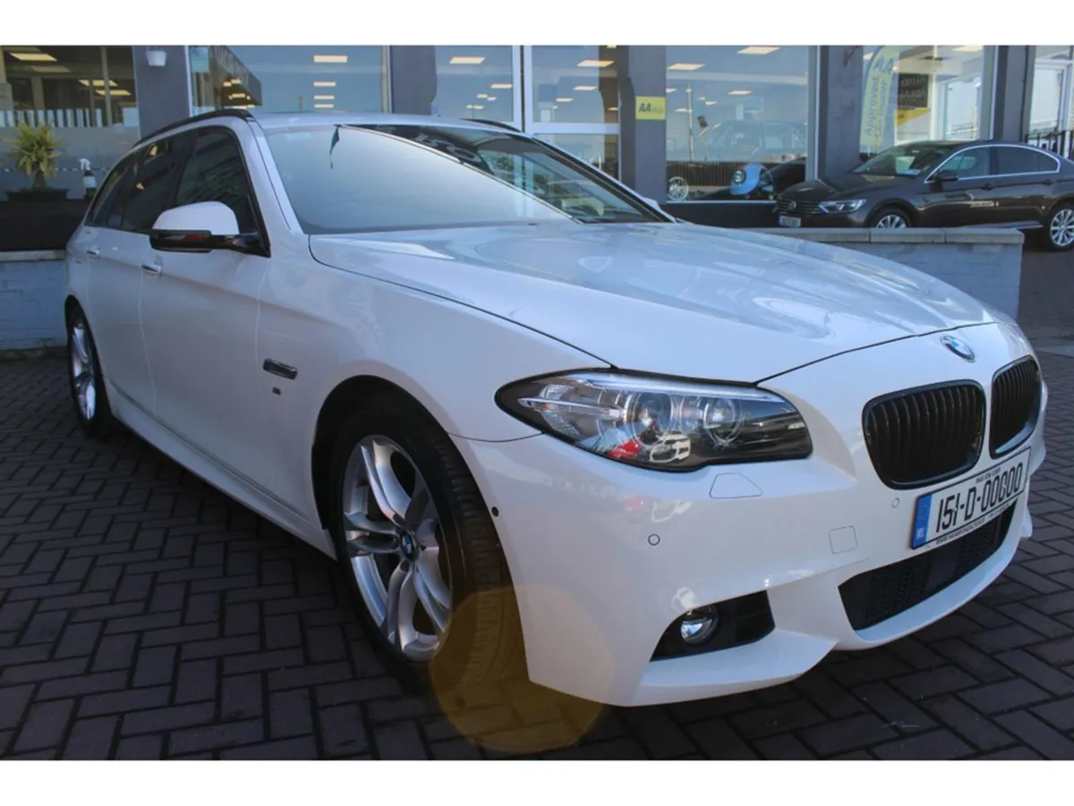 BMW 5 Series 523i M Sport 5DR Estate Automatic // - Image 2