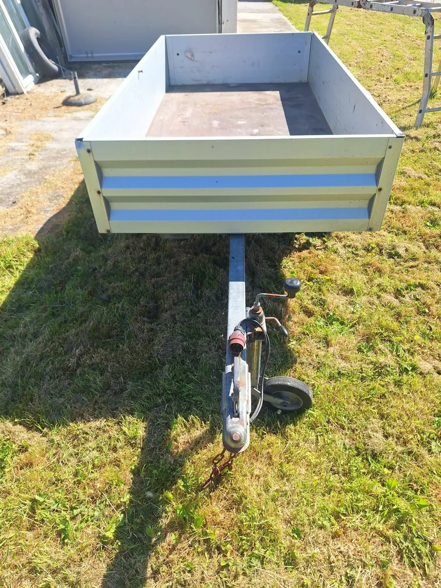 Camping Trailer - Image 2