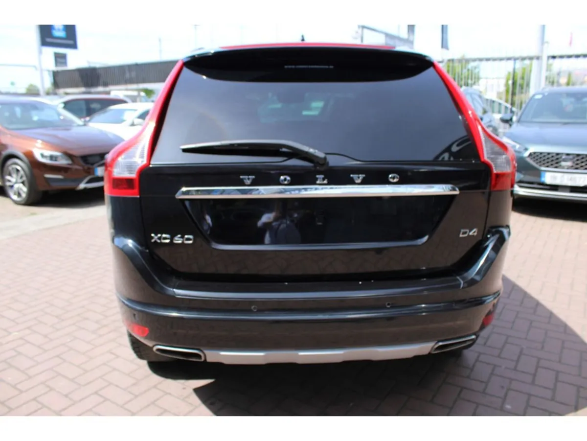 Volvo XC60 2.0d4 SE Luxury 190BHP 5DR Estate Auto - Image 3