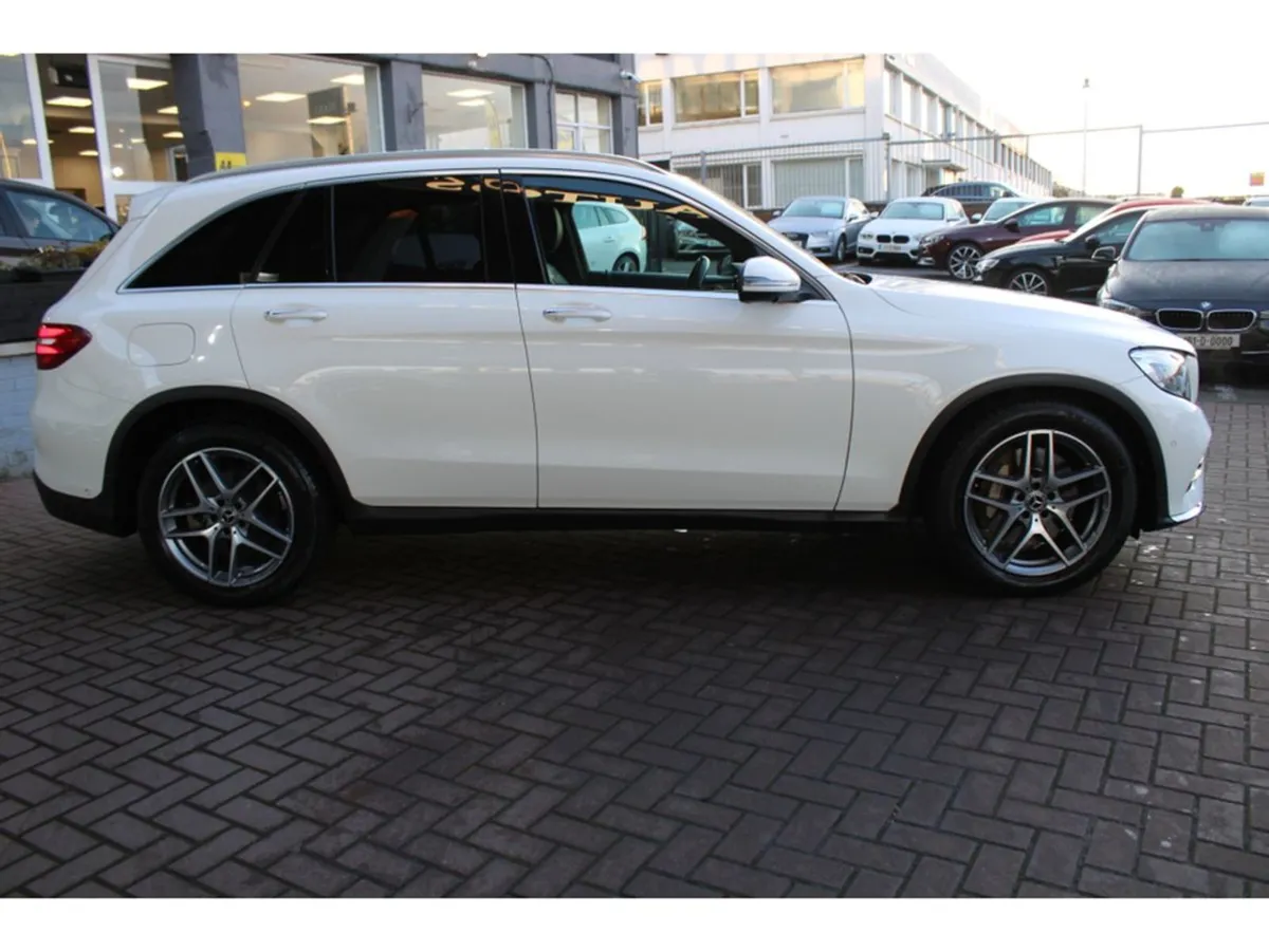 Mercedes-Benz GLC-Class Glc220d 4matic AMG Sport - Image 3