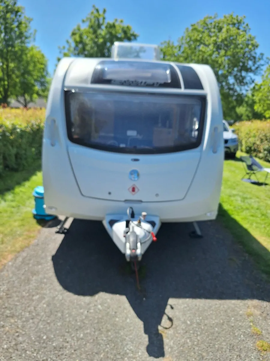 Caravan - Image 1
