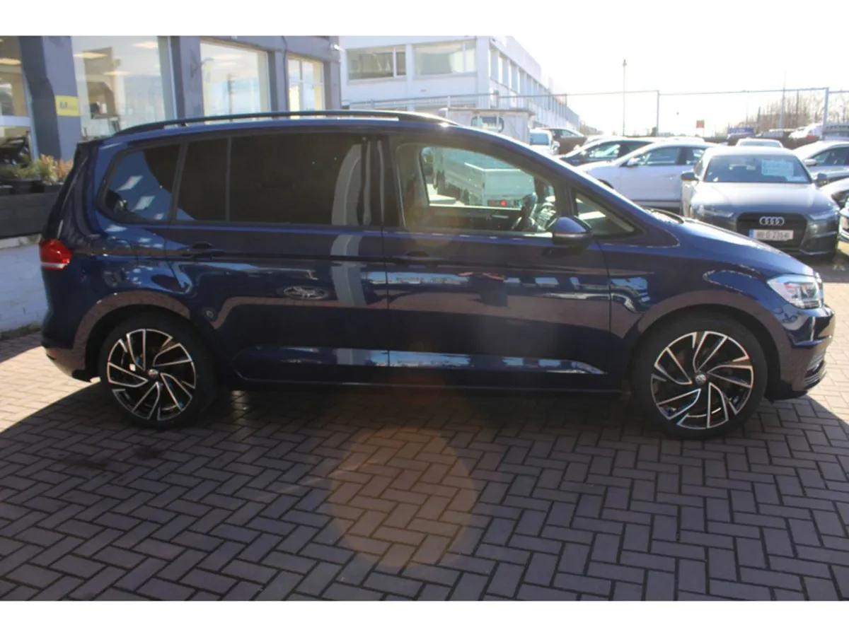Volkswagen Touran 1.4tsi Comfortline Plus 7 Seate - Image 3