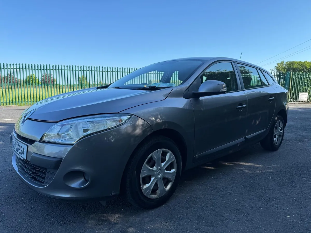 RENAULT MEGANE ESTATE NCTD&TAXED - Image 3