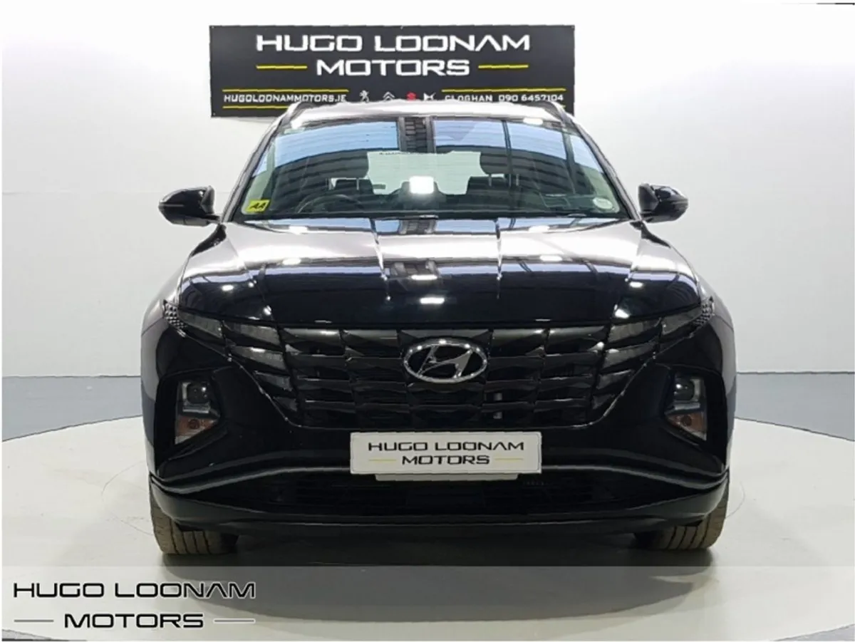 Hyundai Tucson Ix35 Executive 5DR - Image 2