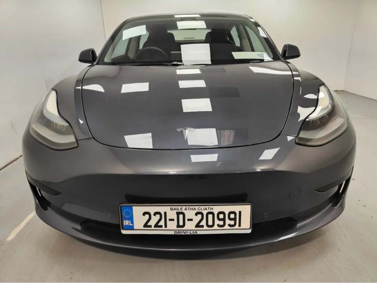 Tesla Model 3 Electric Saloon RWD 4DR - Image 2